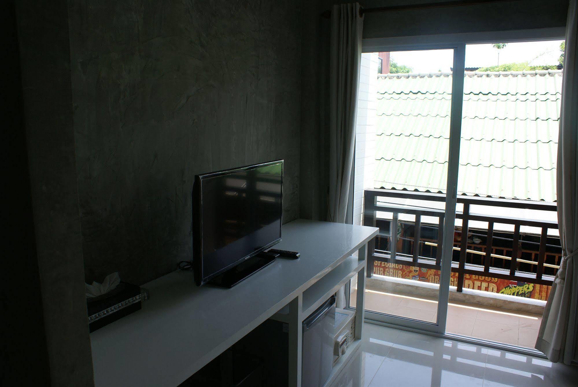 Ban'S Avenue Guesthouse Ko Tao Exterior photo